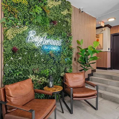 Baybreeze Apartments By Lowkl-2